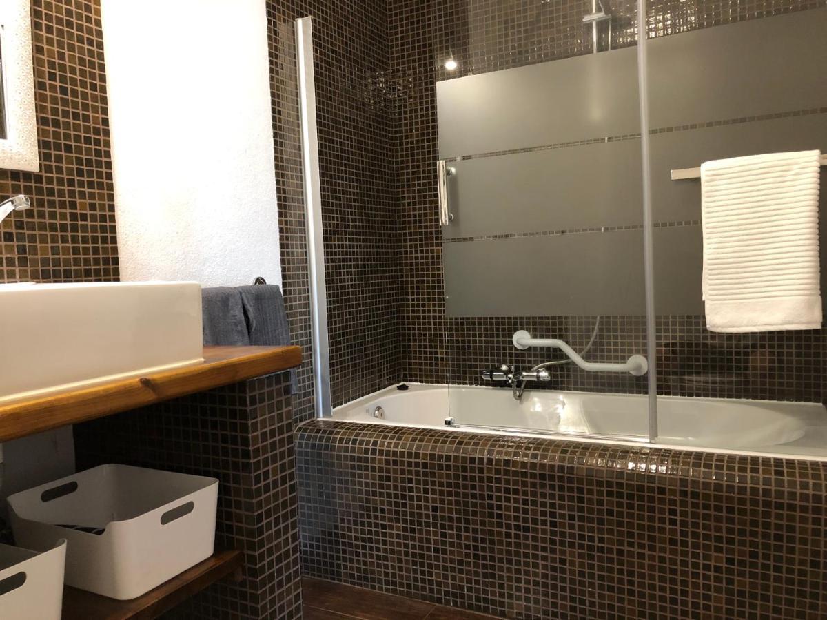 A Casa Amarela Apartment Pinheiro de Coja Ngoại thất bức ảnh