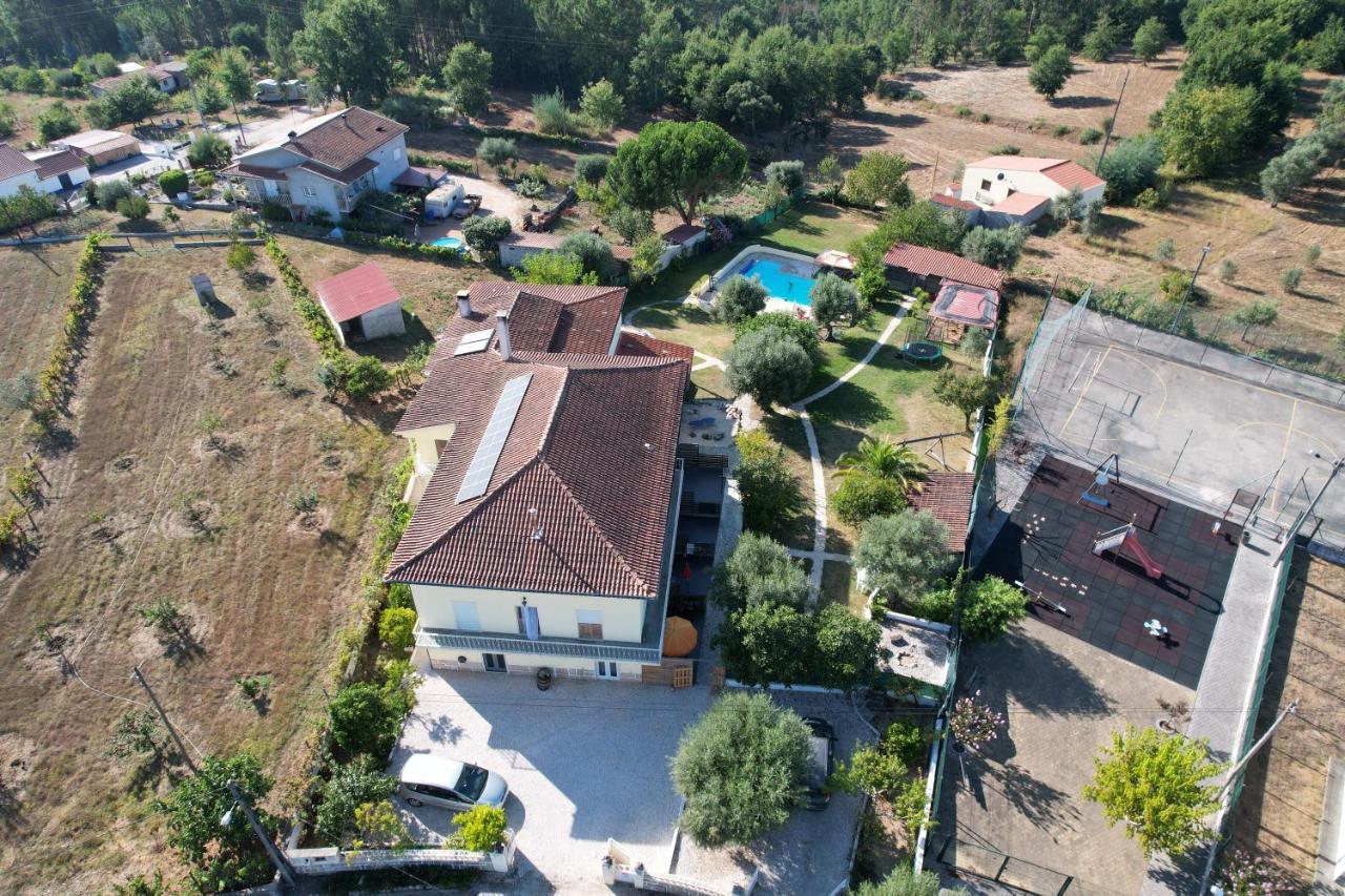 A Casa Amarela Apartment Pinheiro de Coja Ngoại thất bức ảnh