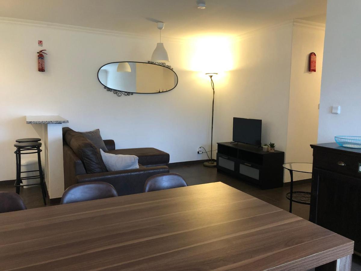 A Casa Amarela Apartment Pinheiro de Coja Ngoại thất bức ảnh