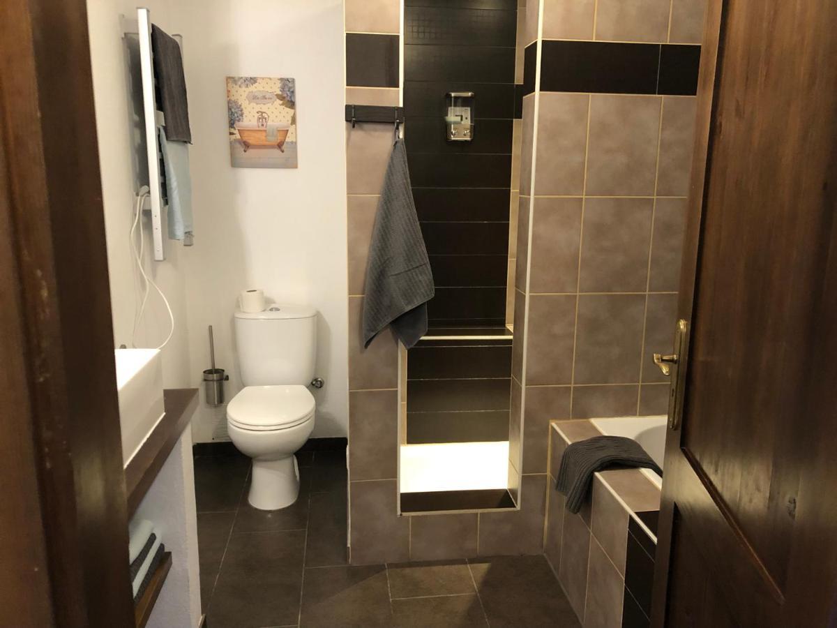 A Casa Amarela Apartment Pinheiro de Coja Ngoại thất bức ảnh