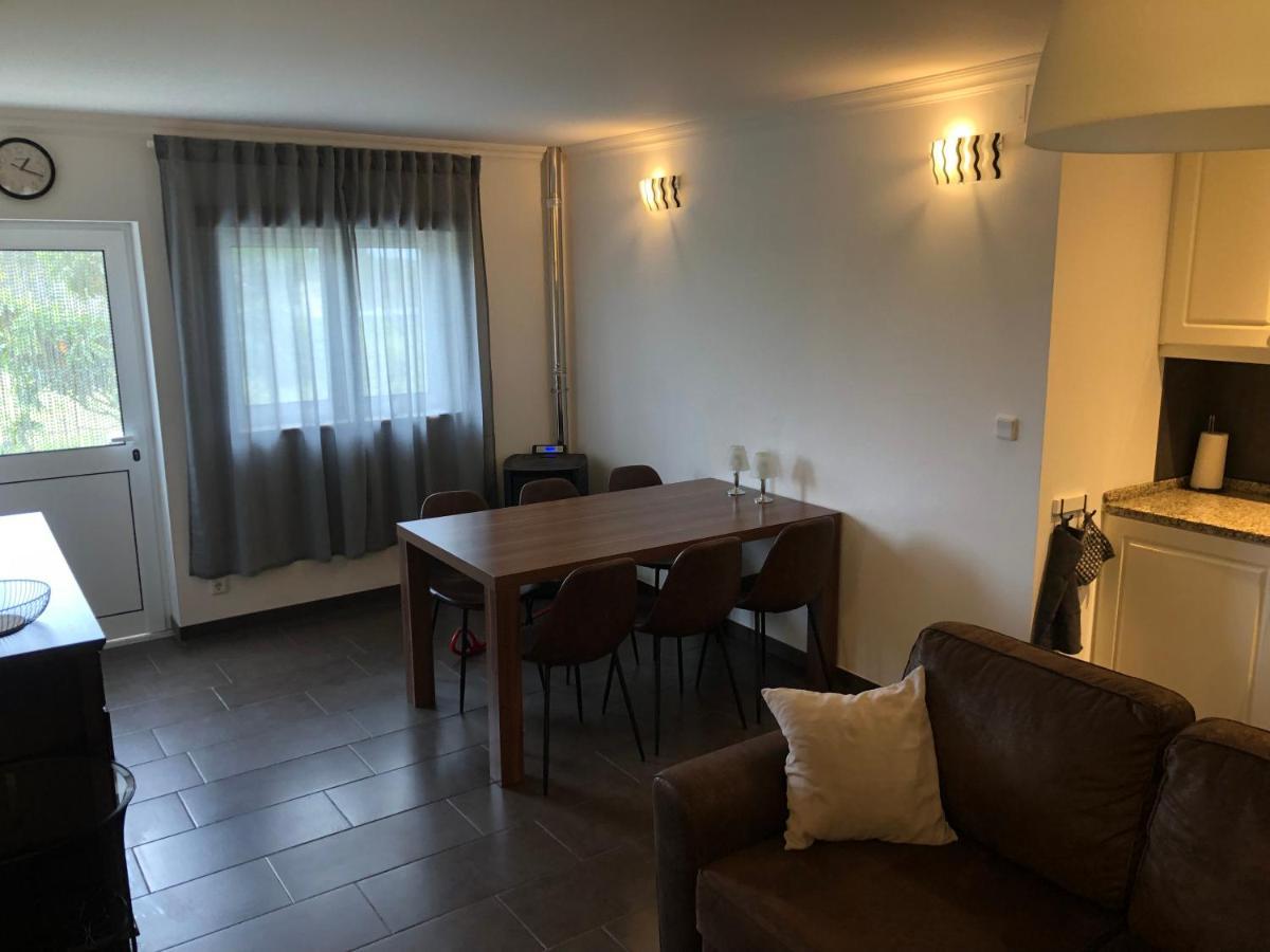 A Casa Amarela Apartment Pinheiro de Coja Ngoại thất bức ảnh